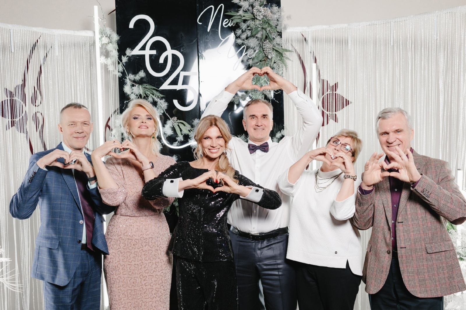 С новым годом, друзья!