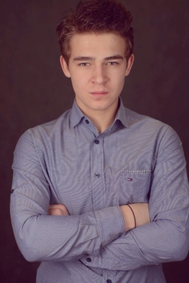 "Наши люди" в "Табакерке"  