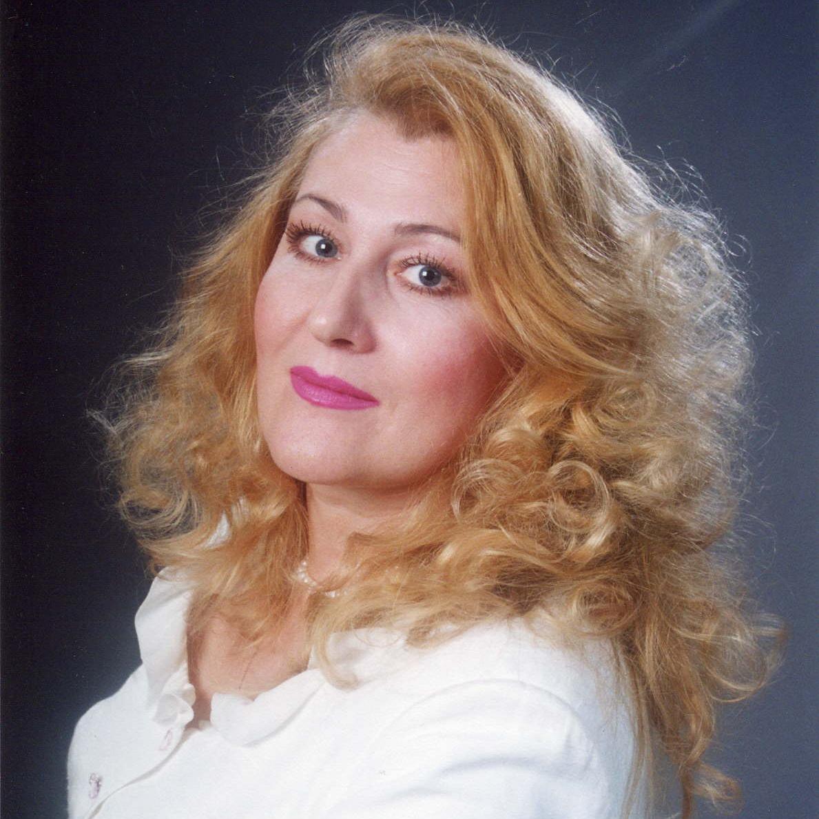 Околышева Елена Михайловна Околышева Елена Михайловна