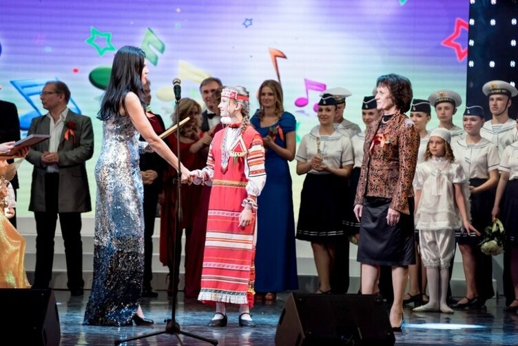 Награждение лауреатов -2015